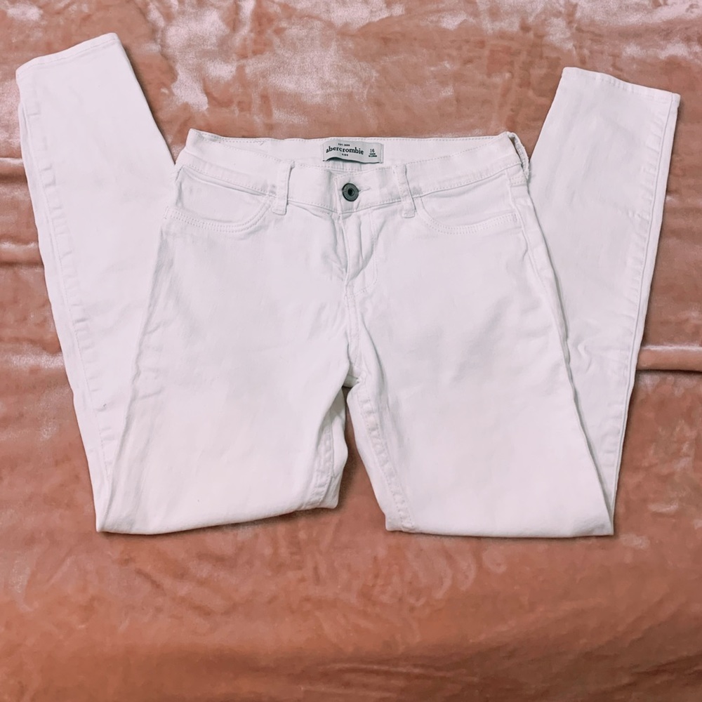White jeans! - Picture 7 of 7